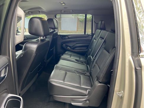 Used 2017 GMC Yukon XL SLT image 17