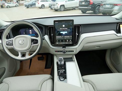 New 2026 Volvo XC60 B5 Ultra w/ Protection Package Premier image 22