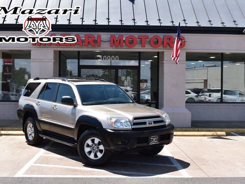 Used 2003 Toyota 4Runner SR5 AWD/4WD image 1