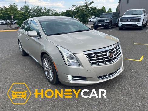 Used 2013 Cadillac XTS Luxury AWD/4WD image 1