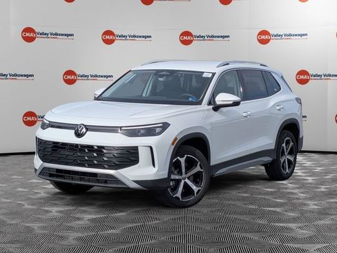 New 2026 Volkswagen Tiguan SE image 1