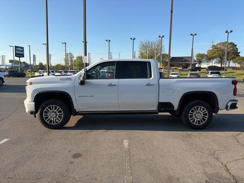 Used 2023 Chevrolet Silverado 2500 High Country image 7