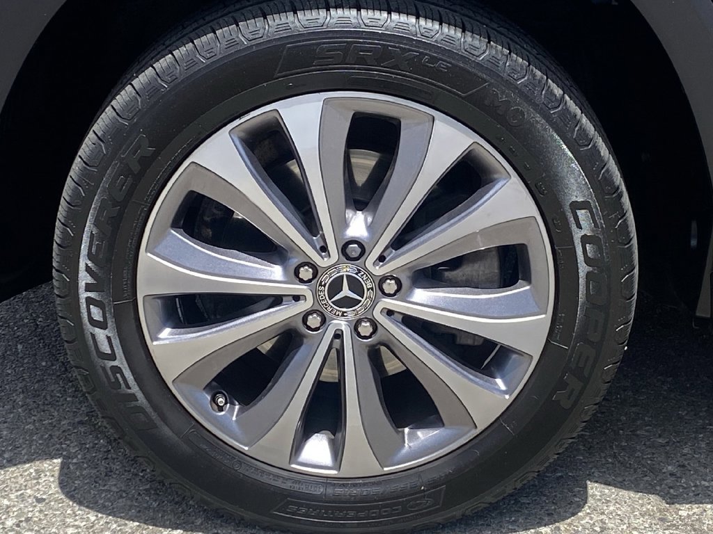 Used 2022 Mercedes-Benz GLE 350 w/ Premium Package image 7