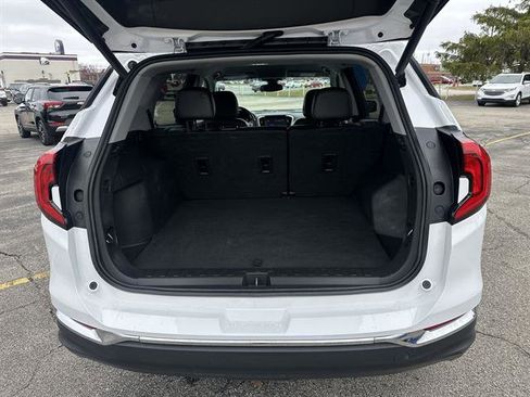 Certified 2021 GMC Terrain SLT FWD image 18