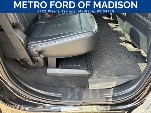 Used 2022 Ford F250 Lariat w/ Black Appearance Pkg AWD/4WD image 46