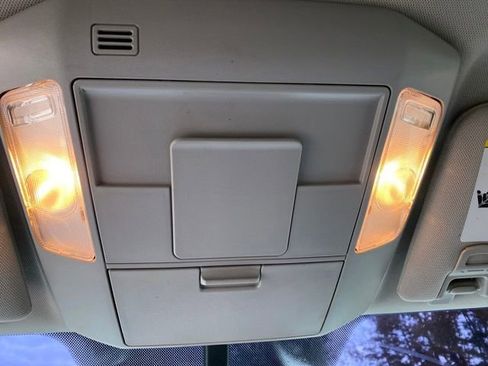 Used 2015 Toyota Tundra SR5 image 22