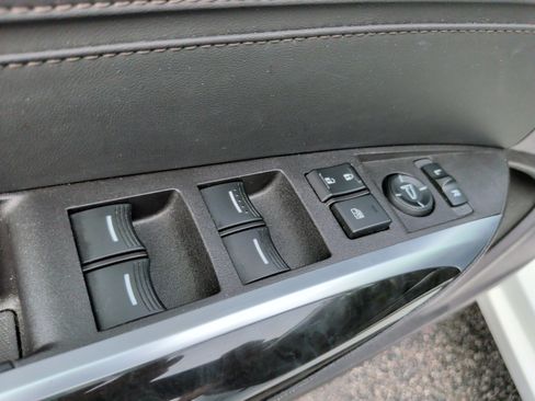 Used 2018 Acura TLX w/ Technology Package image 29