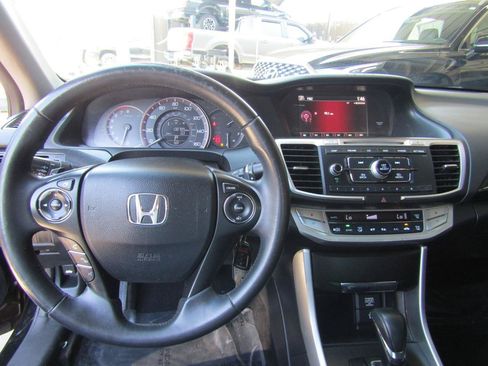 Used 2015 Honda Accord Sport image 15