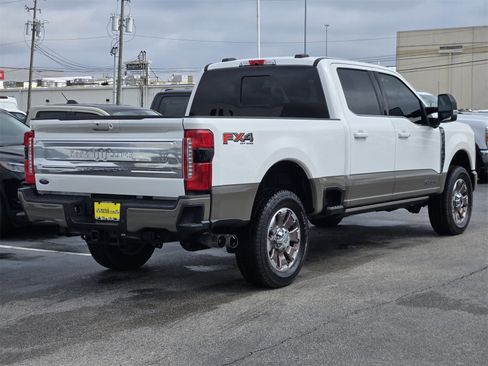 Used 2026 Ford F250 King Ranch w/ FX4 Off-Road Package image 7