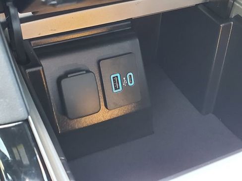 Used 2023 Ford Explorer ST w/ Equipment Group 401A image 23