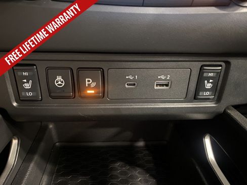 Used 2024 Nissan Frontier SL w/ Technology Package AWD/4WD image 39
