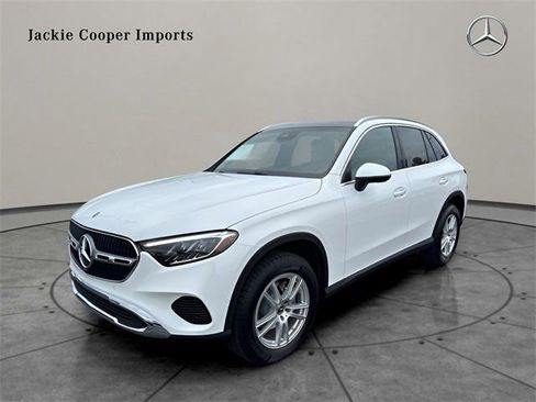 Used 2026 Mercedes-Benz GLC 300 4MATIC image 1