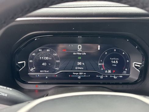 Used 2023 GMC Yukon Denali image 12