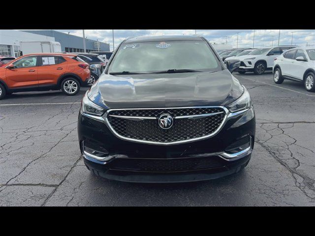 Used 2020 Buick Enclave Avenir w/ Avenir Technology Package AWD/4WD image 3