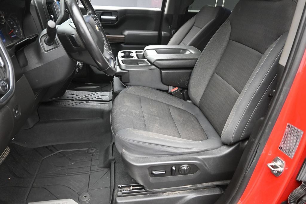 Used 2019 Chevrolet Silverado 1500 LT w/ All-Star Edition AWD/4WD image 15