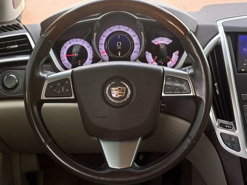 Used 2010 Cadillac SRX Luxury FWD image 11