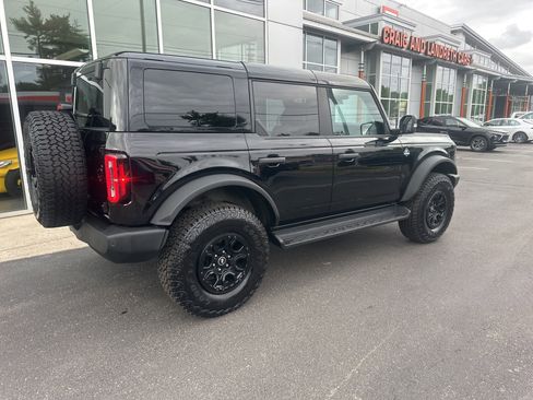 Used 2025 Ford Bronco Outer Banks w/ Sasquatch Package AWD/4WD image 5