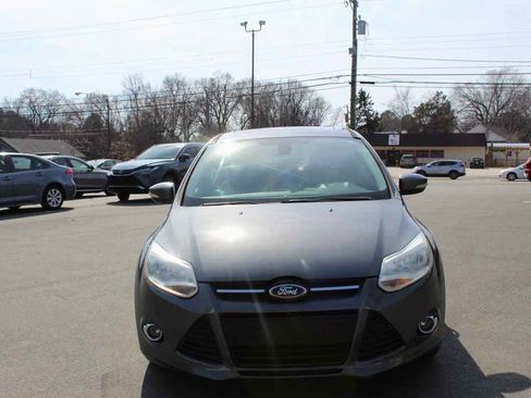 Used 2012 Ford Focus SEL image 2