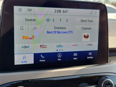 Certified 2020 Ford Escape SE image 31