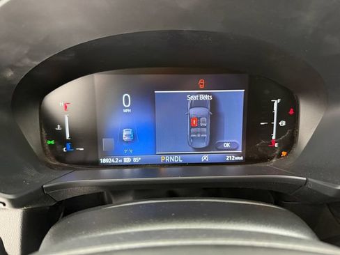 Used 2025 Ford Escape ST-Line w/ Tech Pack #1 FWD image 9