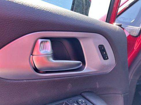 New 2026 Chrysler Pacifica Limited AWD/4WD image 31