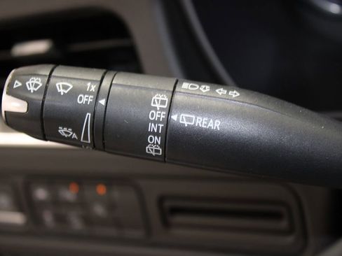 Used 2024 Chevrolet Tahoe Premier image 39