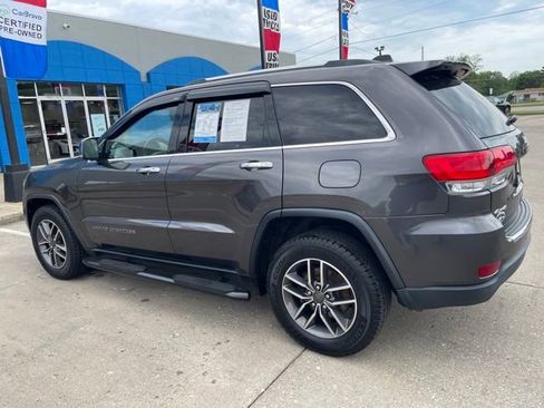 Used 2019 Jeep Grand Cherokee Limited AWD/4WD image 4