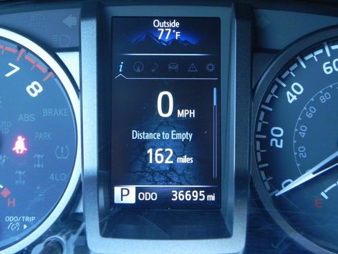 Used 2021 Toyota Tacoma TRD Sport image 12