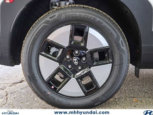 New 2026 Hyundai Santa Fe SE FWD image 11