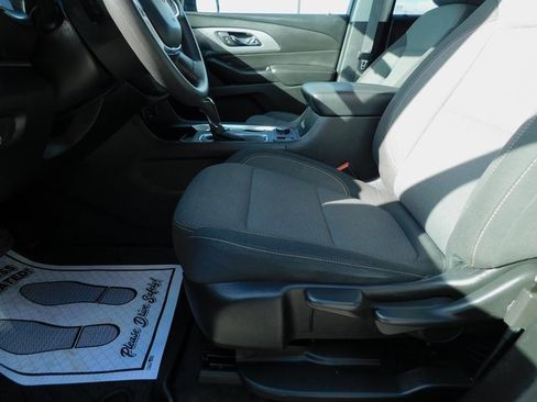 Used 2020 Chevrolet Traverse LS image 27