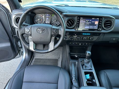 Used 2023 Toyota Tacoma TRD Sport Double Cab 5' Bed V6 image 28