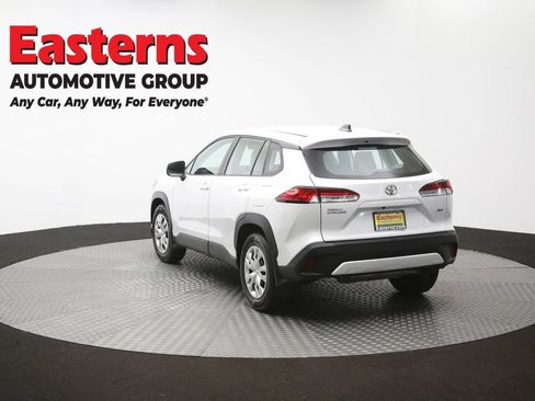 Used 2023 Toyota Corolla Cross L AWD/4WD image 36