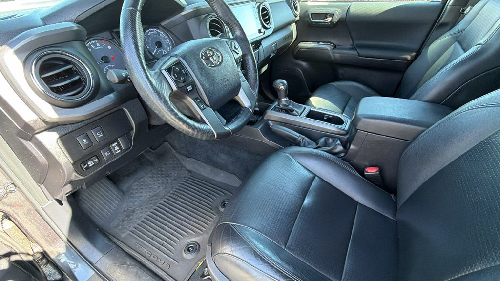 Certified 2023 Toyota Tacoma TRD Sport w/ TRD Premium Sport Package AWD/4WD image 10