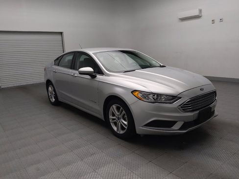 Used 2018 Ford Fusion S image 13