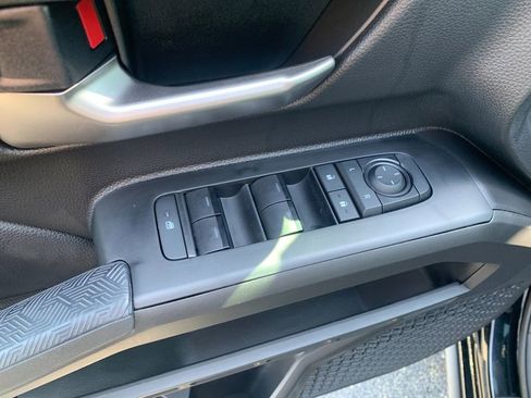 New 2026 Toyota Tacoma TRD Off-Road AWD/4WD image 12