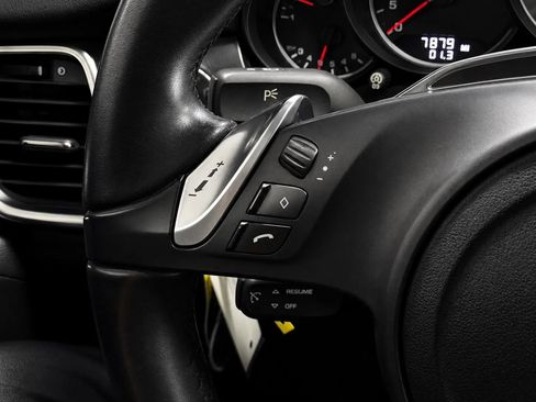 Used 2014 Porsche Panamera S RWD image 35