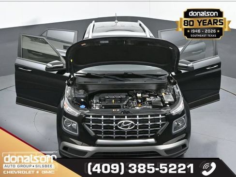 Used 2023 Hyundai Venue SEL w/ Cargo Package FWD image 23