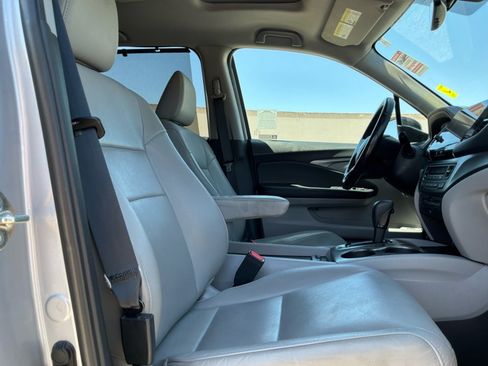 Used 2019 Honda Pilot EX-L image 19