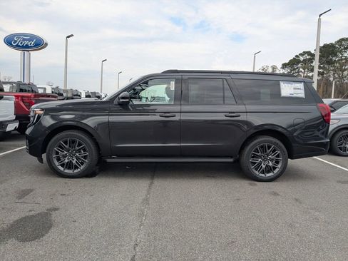 New 2026 Ford Expedition Max Platinum w/ Stealth Appearance Package image 8