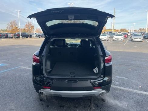 Used 2022 Chevrolet Blazer LT w/ Sound & Technology Package image 11