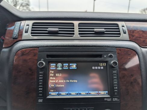 Used 2012 Chevrolet Tahoe LTZ image 16