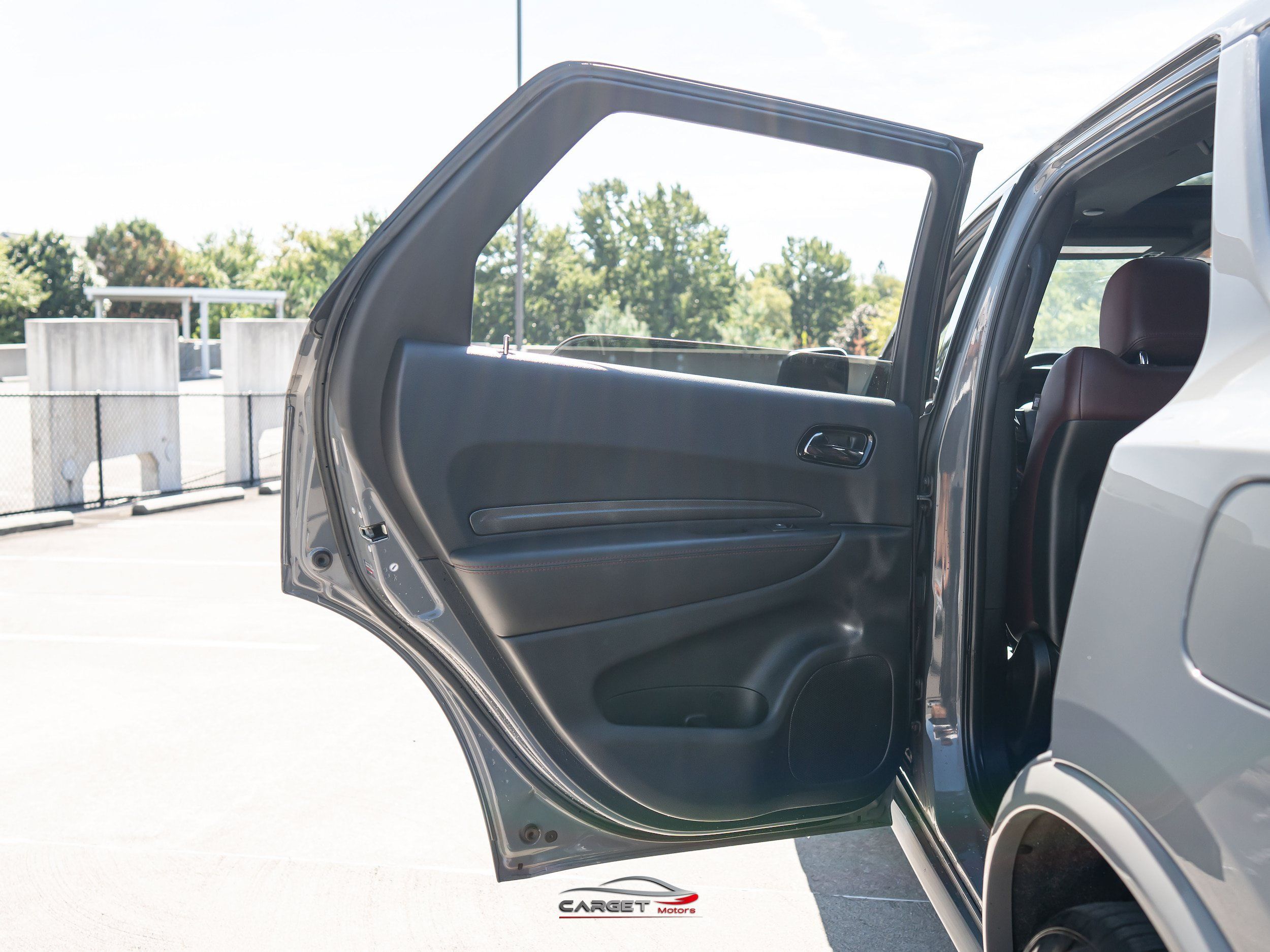 Used 2023 Dodge Durango R/T w/ Tow 'N Go Package AWD/4WD image 44