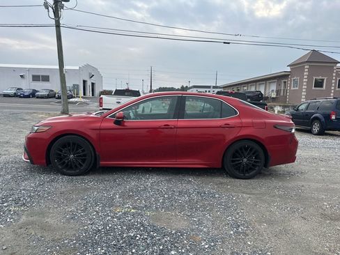 Used 2022 Toyota Camry XSE w/ Navigation Package image 2