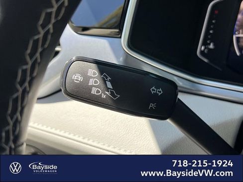 New 2026 Volkswagen Taos SEL AWD/4WD image 27