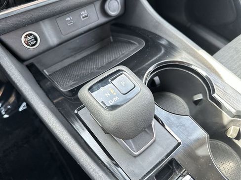 Used 2023 Nissan Rogue SV image 20