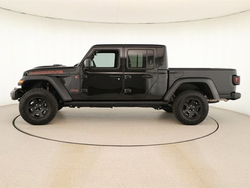 Used 2023 Jeep Gladiator Mojave w/ Cold Weather Group image 2