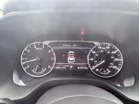 Certified 2023 Nissan Rogue SV image 12