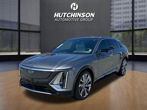 Certified 2023 Cadillac Lyriq 2WD image 3