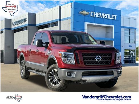 Used 2017 Nissan Titan PRO-4X image 1