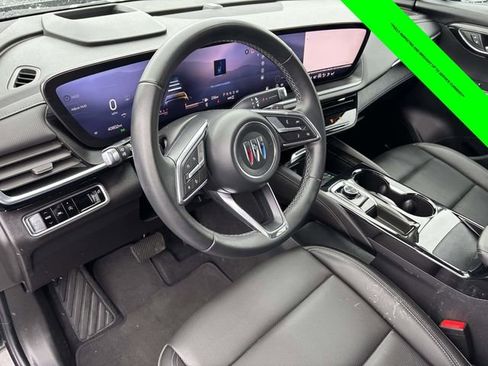 Used 2024 Buick Envision Preferred image 8